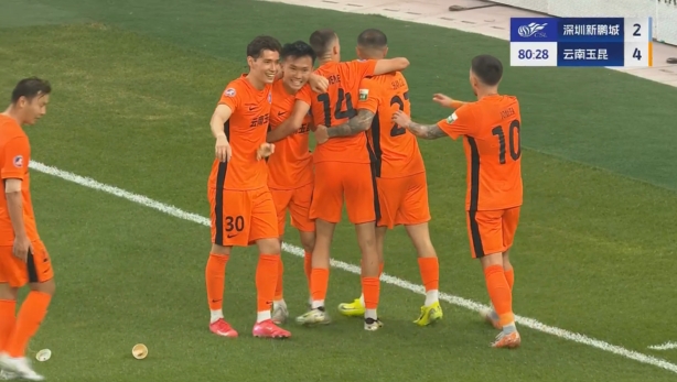 玉昆4-2領(lǐng)先新鵬城！杜加利奇冒頂，徐宏杰得球抽射破門