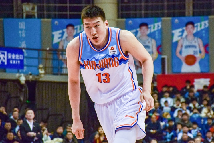 高效輸出！李炎哲半場7中5拿到12分2板1助1斷2帽